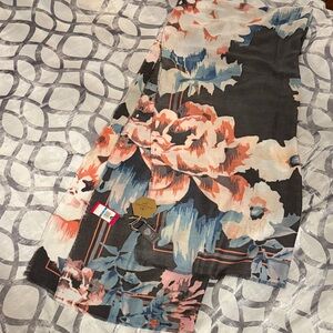 Vince Camuto Floral Scarf